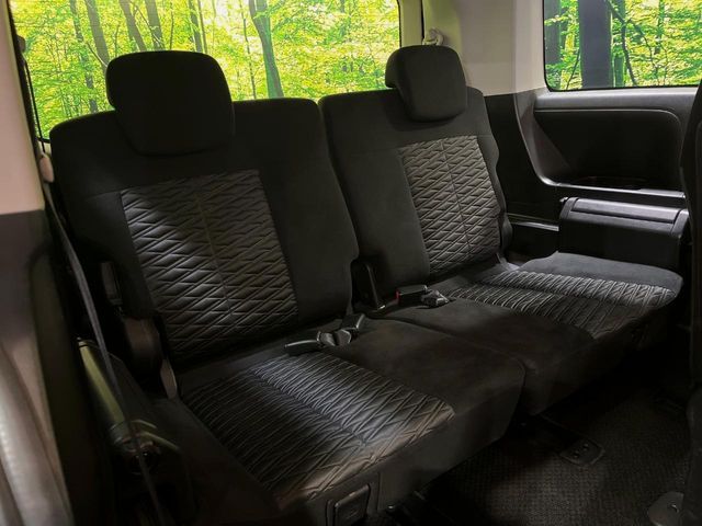 MITSUBISHI DELICA D:5 4WD 2021