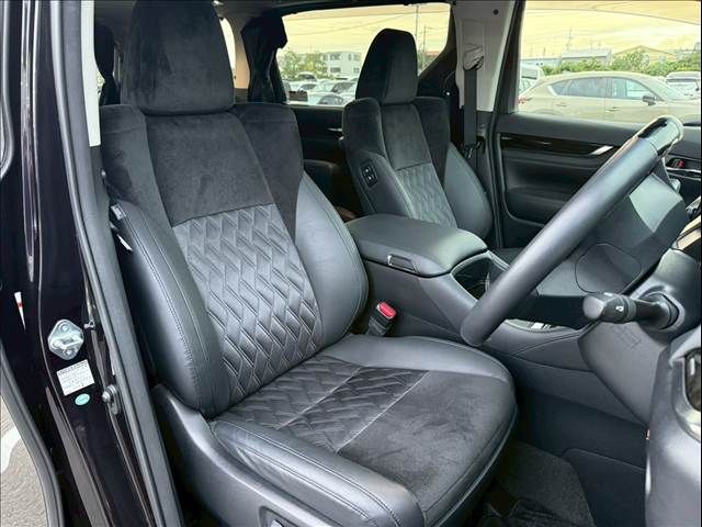 TOYOTA VELLFIRE 2015