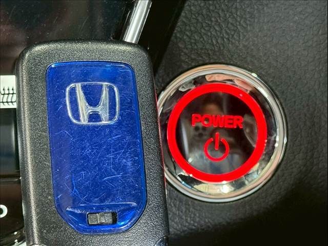 HONDA VEZEL HYBRID 2019