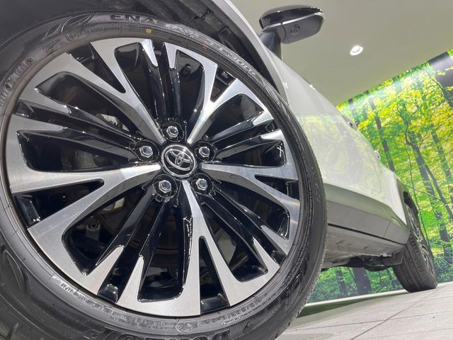 TOYOTA YARIS CROSS 2025