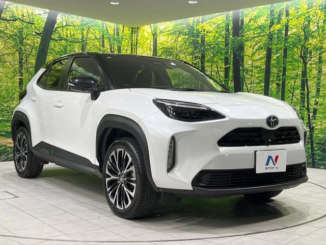 TOYOTA YARIS CROSS 2025