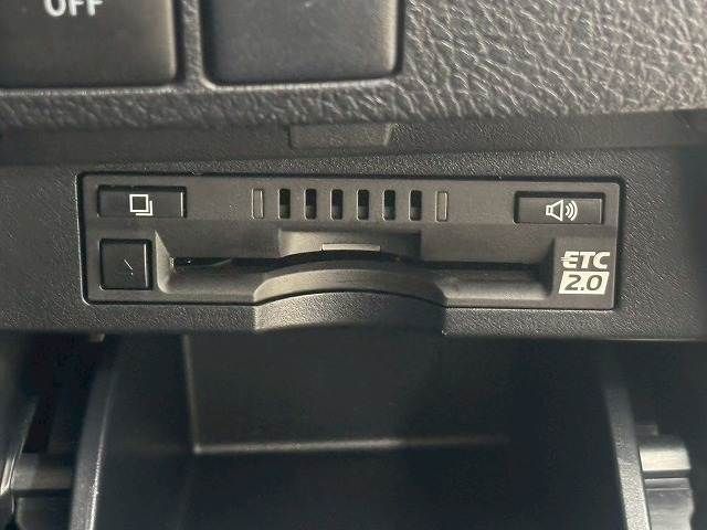 TOYOTA VELLFIRE 2017