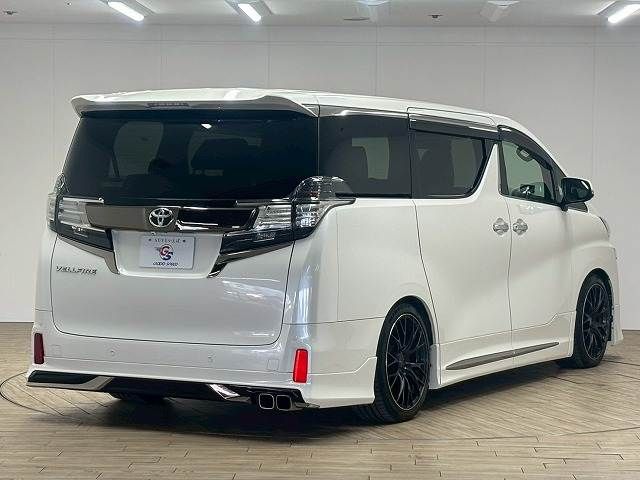 TOYOTA VELLFIRE 2017