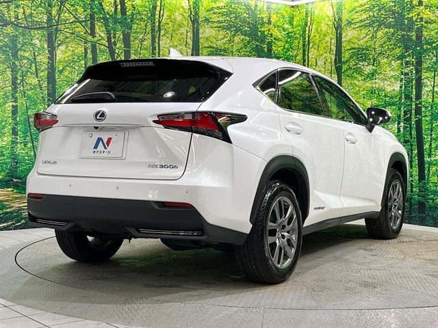 TOYOTA LEXUS NX300h AWD 2016