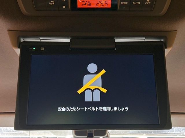 TOYOTA VOXY HYBRID 2019