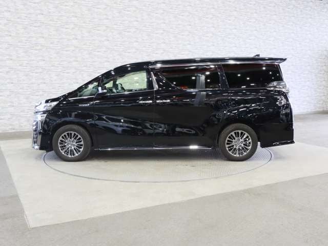TOYOTA VELLFIRE  HYBRID 4WD 2018