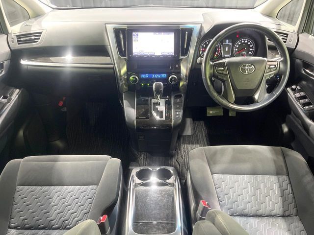 TOYOTA VELLFIRE 2016