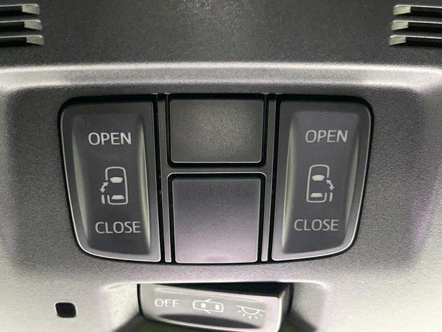 TOYOTA VELLFIRE 2016