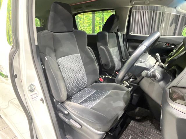 TOYOTA VELLFIRE 2016