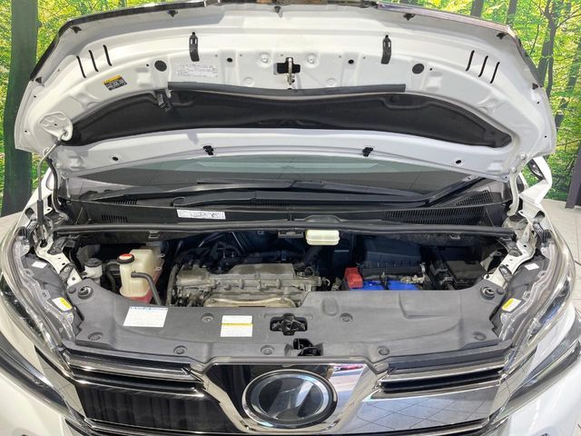 TOYOTA VELLFIRE 2016