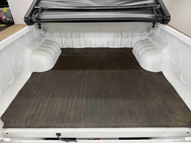 TOYOTA HILUX 4WD 2022