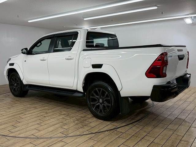 TOYOTA HILUX 4WD 2022