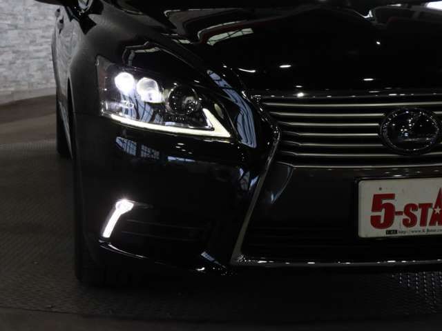 TOYOTA LEXUS LS600h 2015