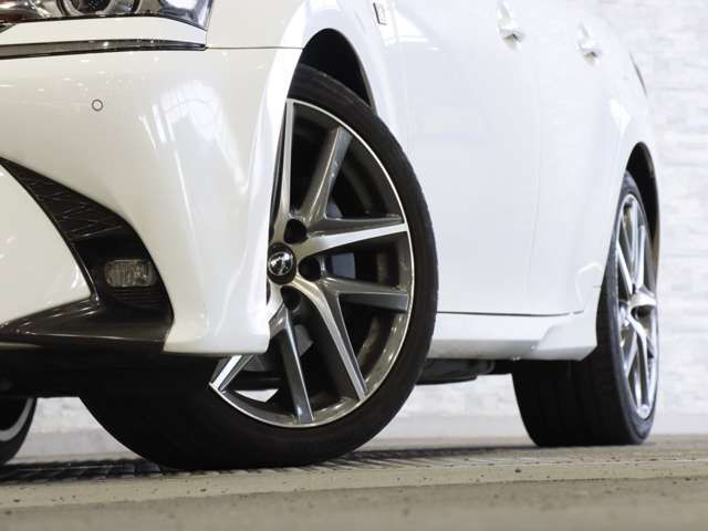 TOYOTA LEXUS GS200t 2016