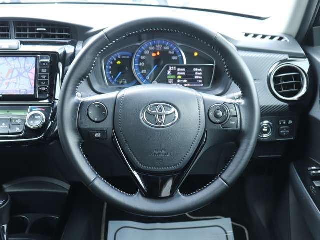 TOYOTA COROLLA FIELDER HYBRID 2014