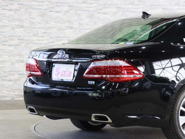 TOYOTA CROWN sedan hybrid 2010