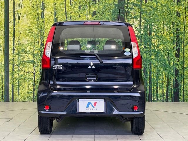 MITSUBISHI eK WAGON 2016