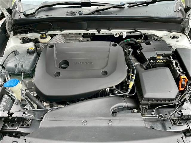 VOLVO VOLVO XC40 2020