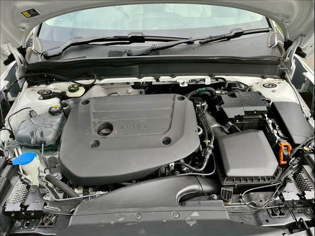 VOLVO VOLVO XC40 2024