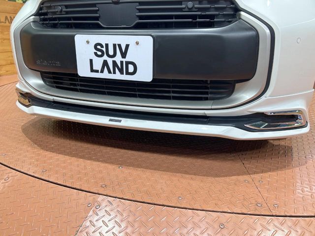 TOYOTA SIENTA HYBRID 2023