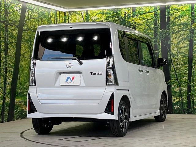 DAIHATSU TANTO CUSTOM 2023