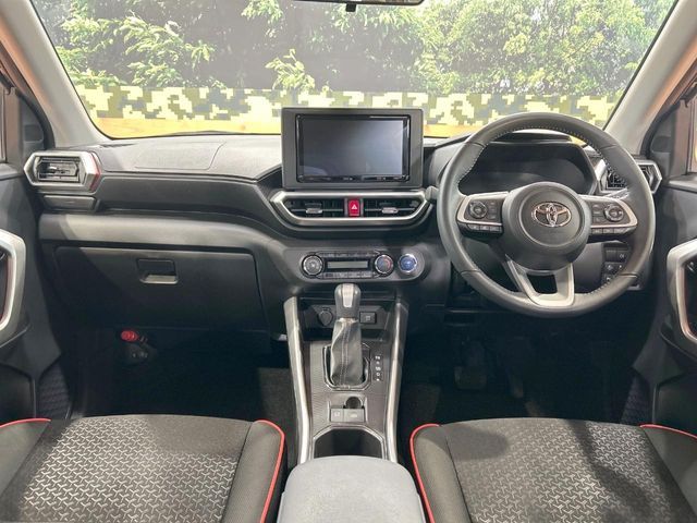 TOYOTA RAIZE HYBRID 2022