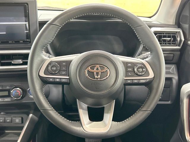 TOYOTA RAIZE HYBRID 2022