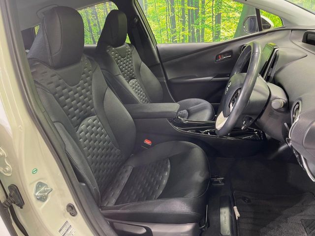 TOYOTA PRIUS PHV 2017