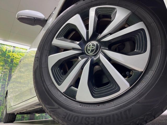 TOYOTA PRIUS PHV 2017