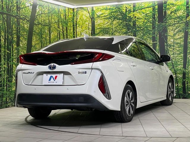 TOYOTA PRIUS PHV 2017