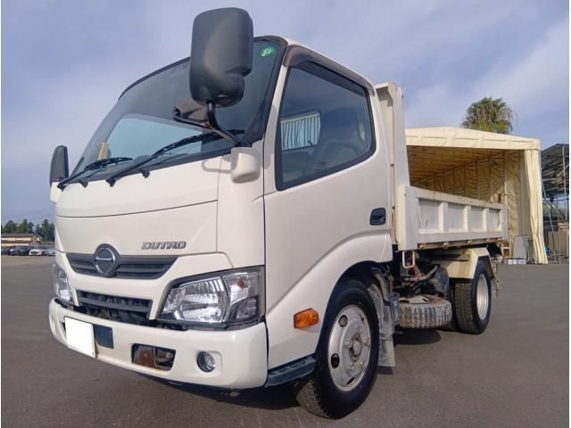HINO DUTRO 2019