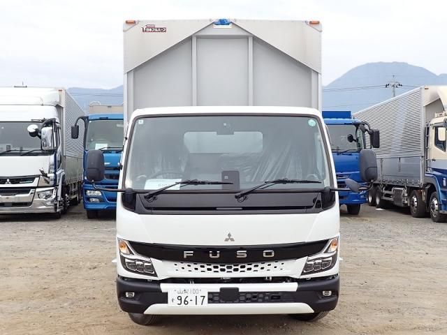 MITSUBISHI CANTER 2025
