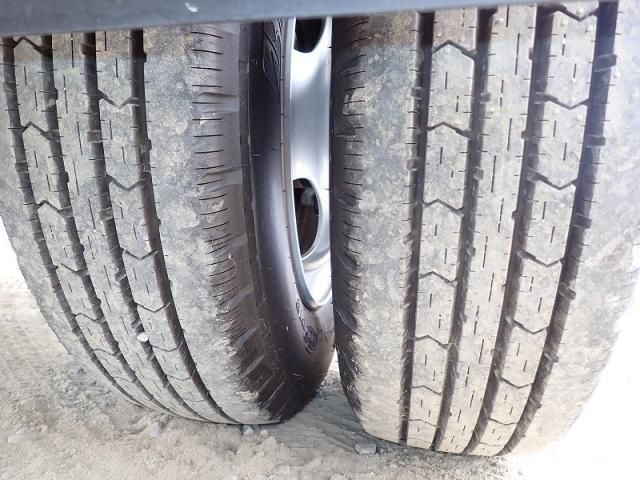 MITSUBISHI CANTER 2025