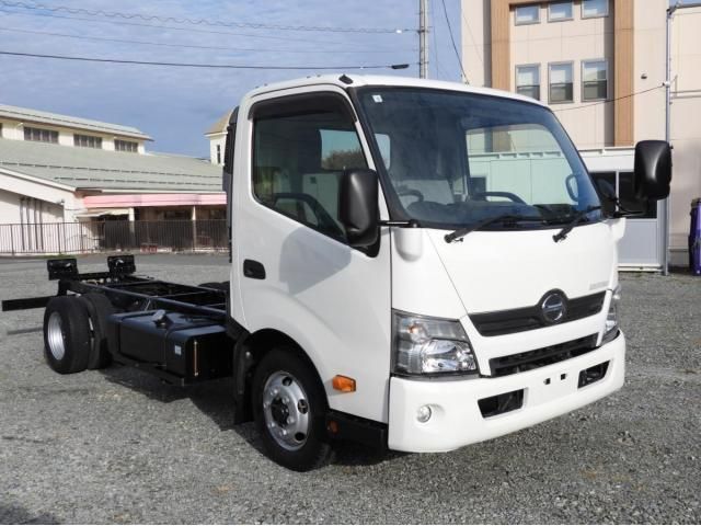 HINO DUTRO 2013