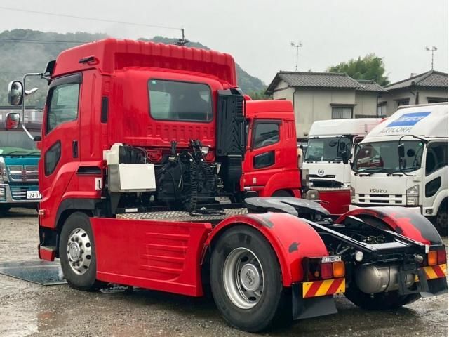ISUZU GIGA 2019