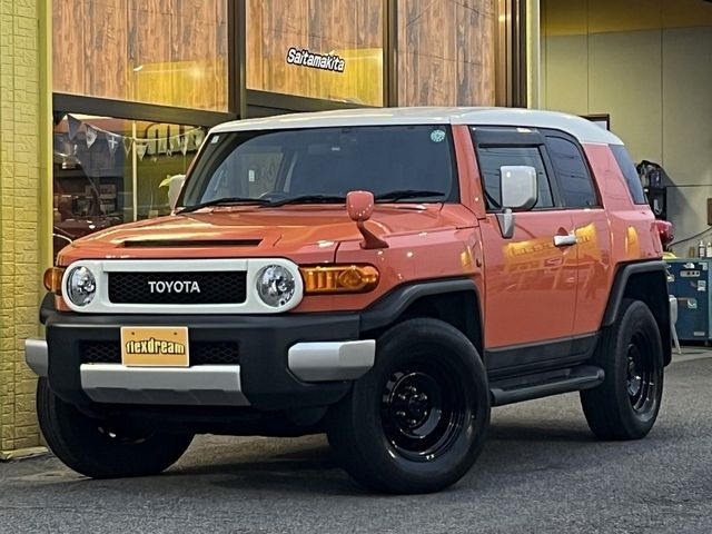 TOYOTA FJ CRUISER 4WD 2014