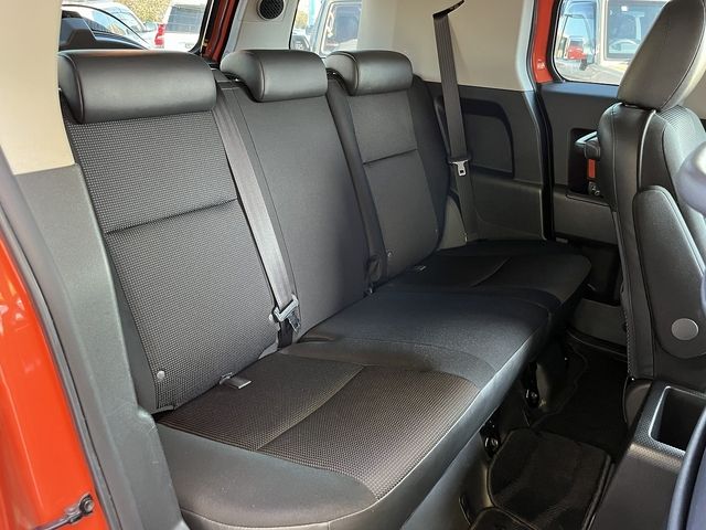 TOYOTA FJ CRUISER 4WD 2014