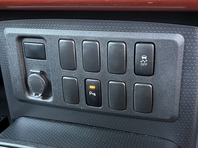 TOYOTA FJ CRUISER 4WD 2014