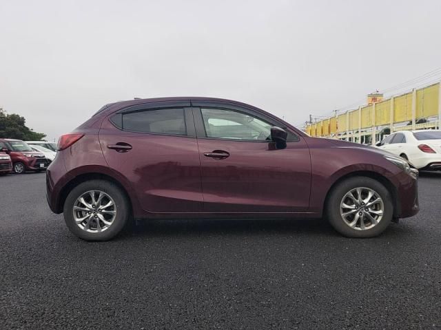 MAZDA DEMIO 2018