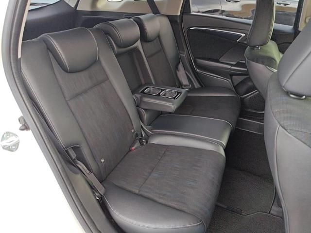 HONDA SHUTTLE HYBRID 2019