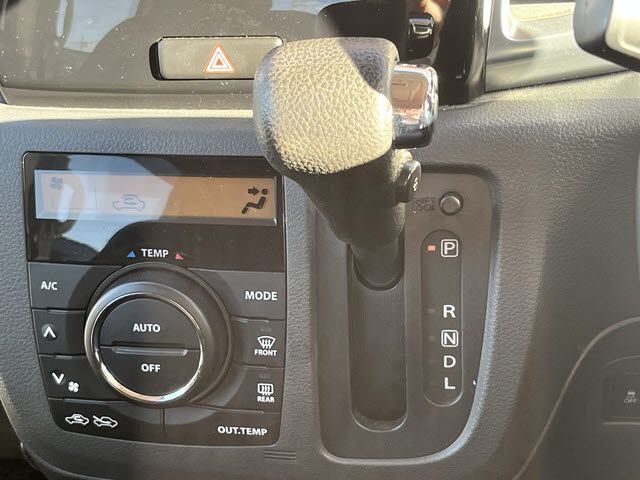 SUZUKI Spacia custom 2013