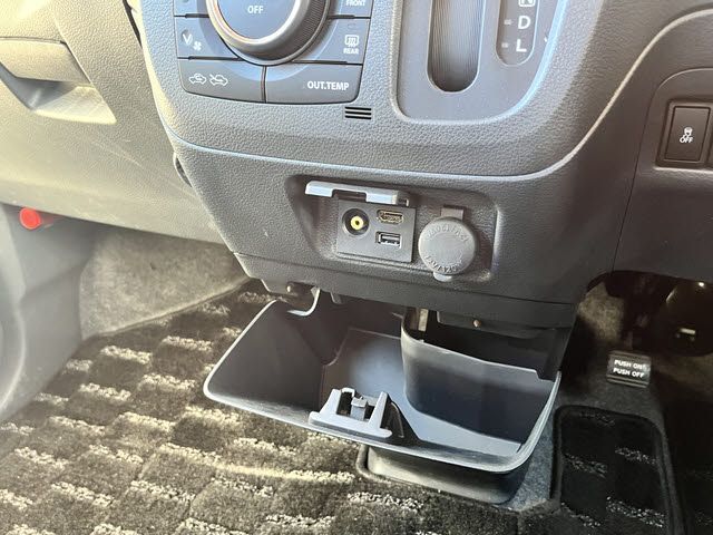 SUZUKI Spacia custom 2013