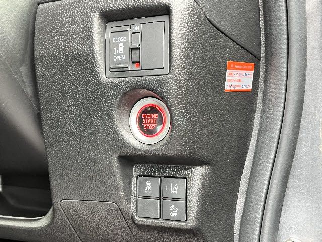 HONDA N BOX CUSTOM 2018