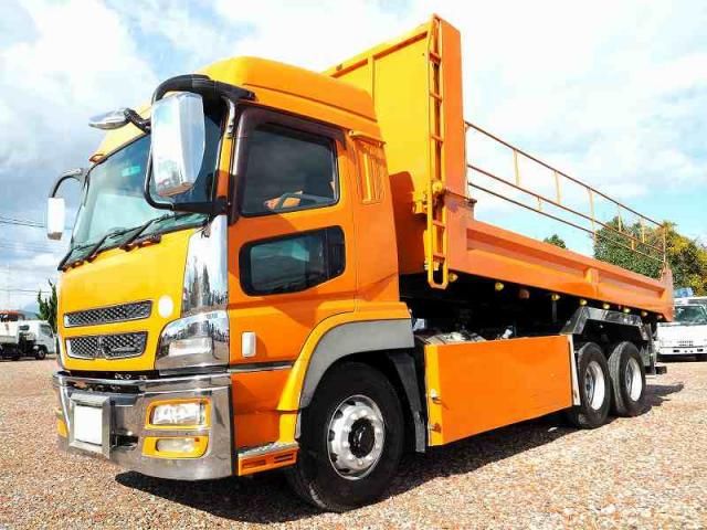 MITSUBISHI FUSOU SUPER GREAT 2014