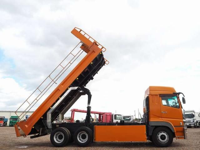 MITSUBISHI FUSOU SUPER GREAT 2014