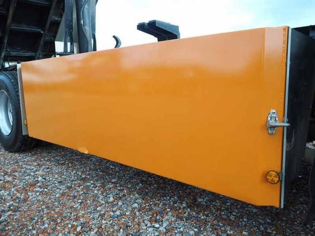 MITSUBISHI FUSOU SUPER GREAT 2014