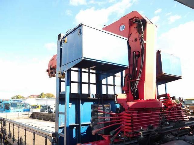 MITSUBISHI FUSOU SUPER GREAT 2005