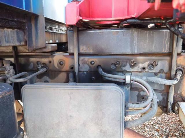 MITSUBISHI FUSOU SUPER GREAT 2005