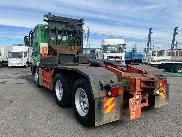 MITSUBISHI FUSOU SUPER GREAT 2015