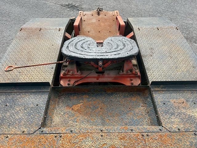 MITSUBISHI FUSOU SUPER GREAT 2015